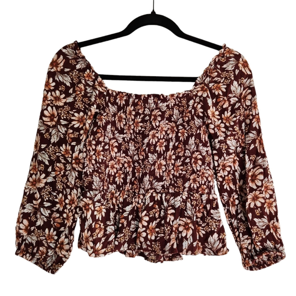 American Eagle Ruched Flutter Hem Off / On Shoulder Flowy Puff Sleeve Floral Top